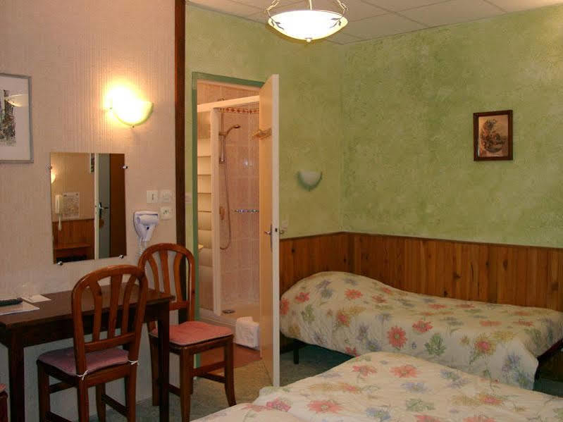 Hotel Le Chatelet Saint-Paul-de-Fenouillet Eksteriør billede