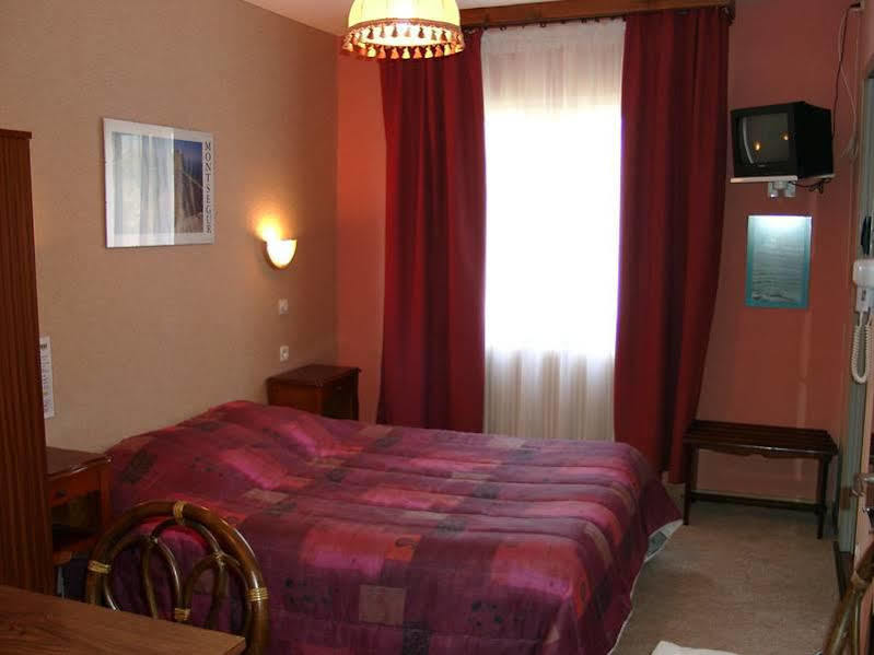 Hotel Le Chatelet Saint-Paul-de-Fenouillet Eksteriør billede
